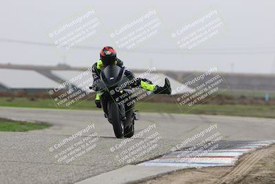 media/Nov-29-2025-TrackDaz (Sat) [[10ae2d9bce]]/C Group/Session 4 (Wheelie Bump)/